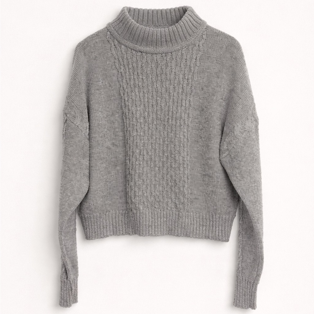 🧶 PrettyLittleThing Grey Marl Cable Knit Mock Neck Sweater – Size L